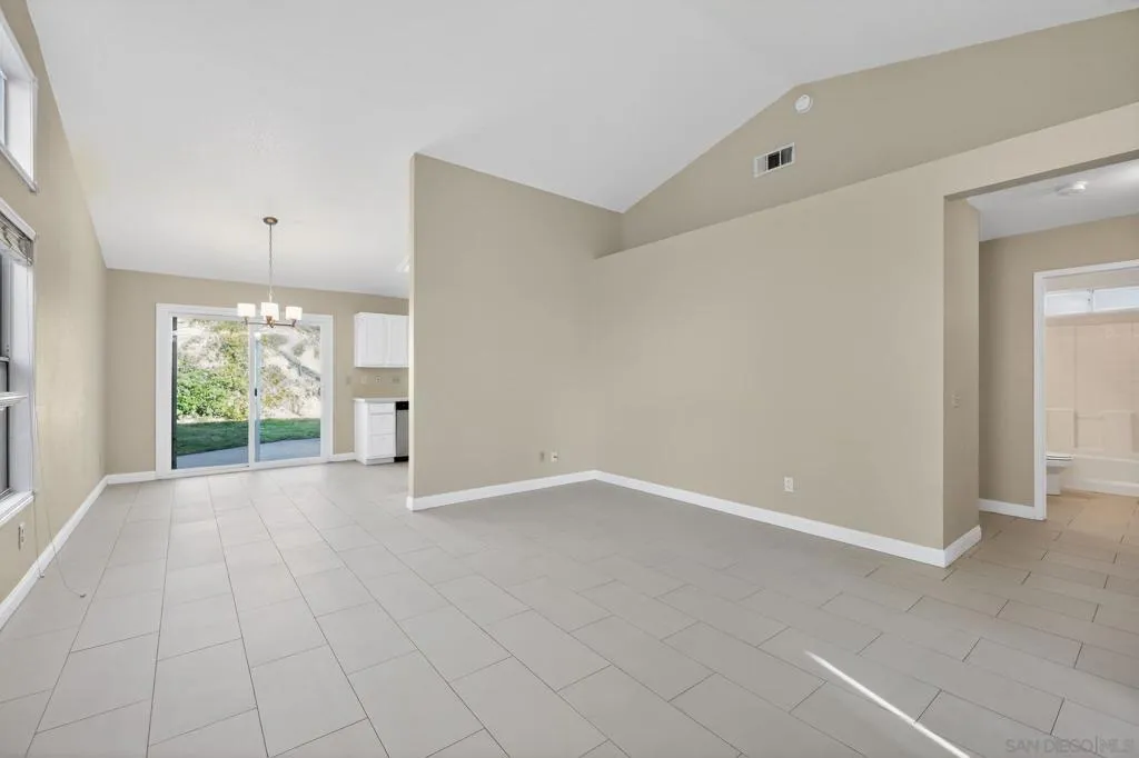 31850 Via Barraza, Temecula, California 92592 home-pic-13